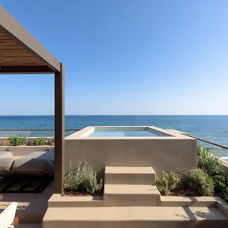 Appartement Kimata Beachfront Retreats, With Private Plunge Pools, By Thinkvilla Réthymnon